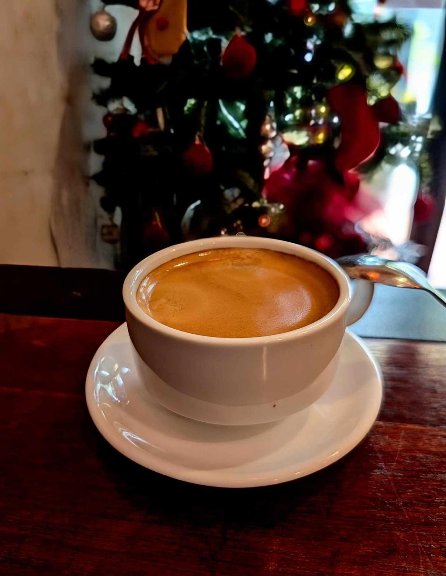 T Zone Hostel - Quiet Place, Near China Town,Ho Thi Ky Street Food,Cafe,Beer ホーチミン市 エクステリア 写真